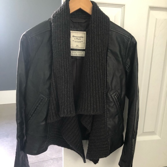 Abercrombie vegan leather jacket w sweater collar - Picture 2 of 4